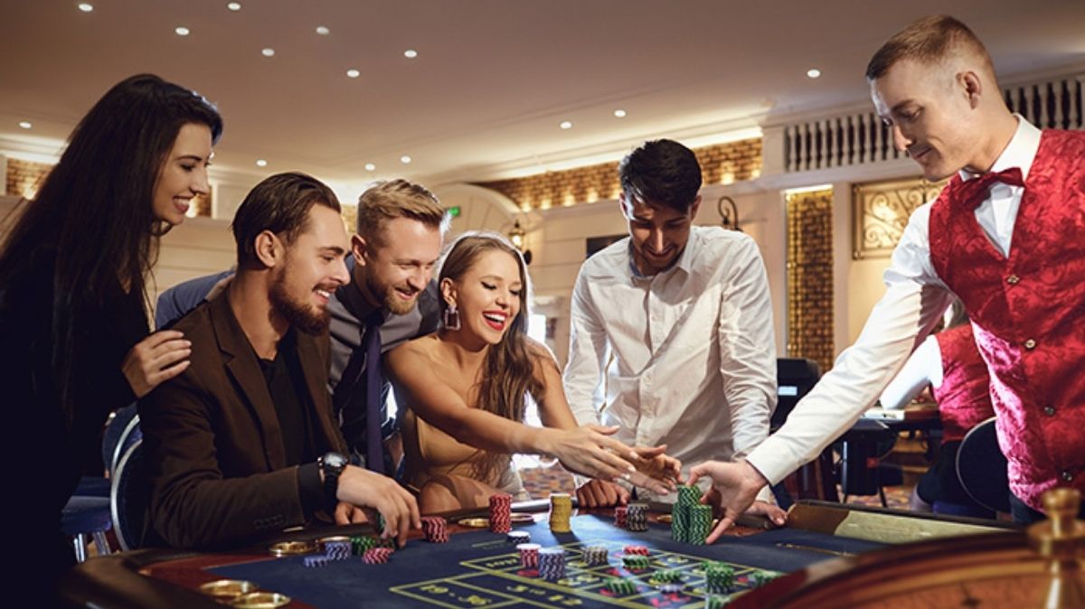 Phwin - Understanding Casino Etiquette for a Better Experience - phwin77